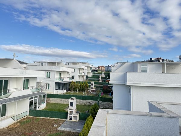 Tekirdağ'da Deniz Manzaralı Müstakil Bahçeli Villa — Süleymanpaşa, Tekirdağ
