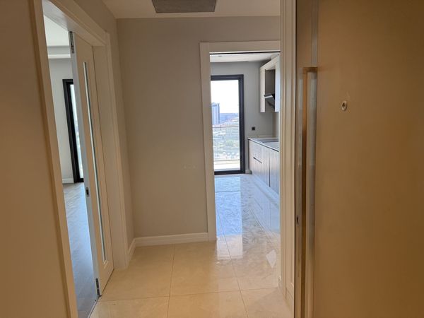 Akzirve Topkapı 29'da Peyzaj Manzaralı En Geniş 2+1 — Zeytinburnu, İstanbul